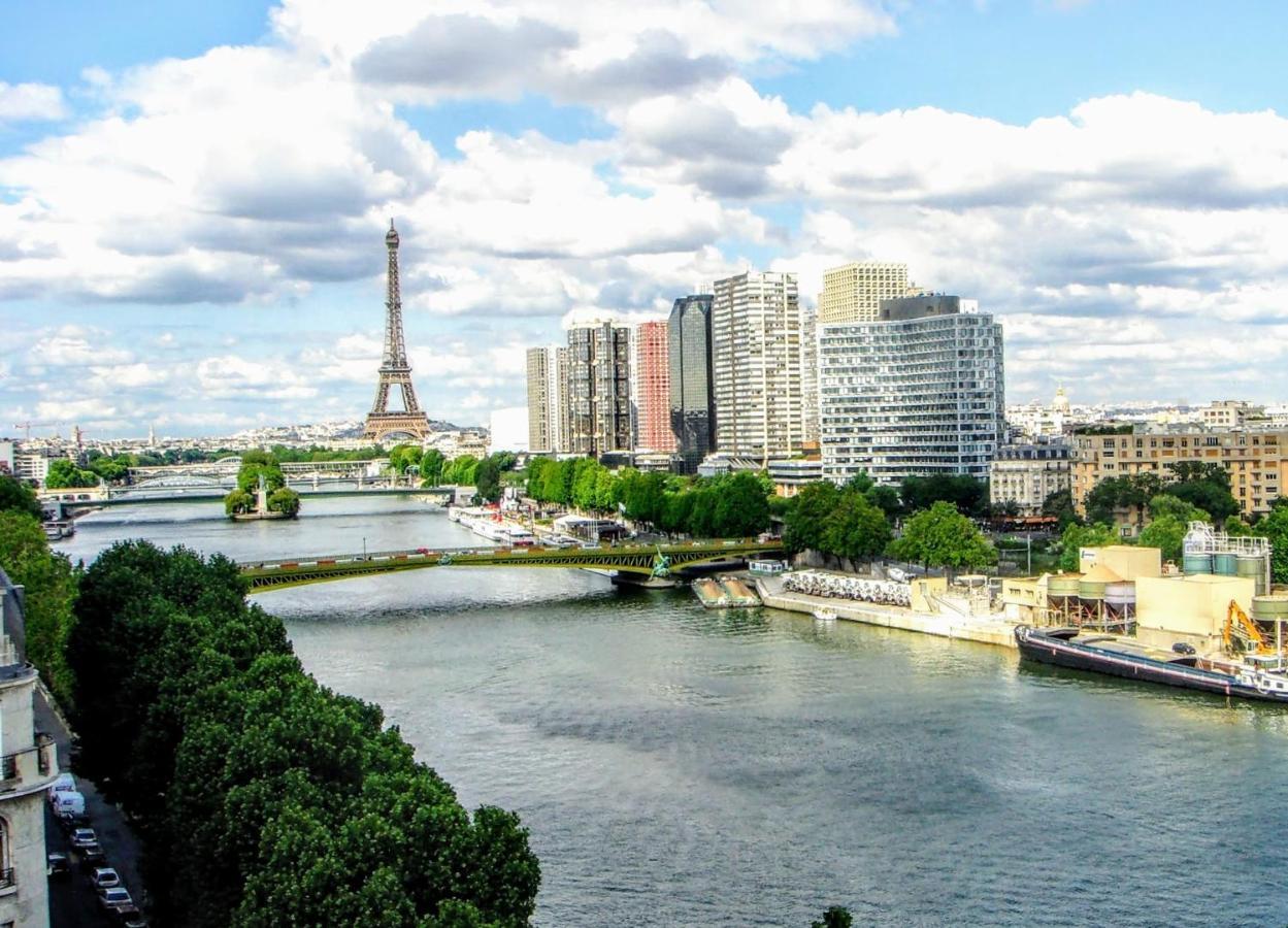 Eiffel Tower Penthouse Apartment Paris Bagian luar foto
